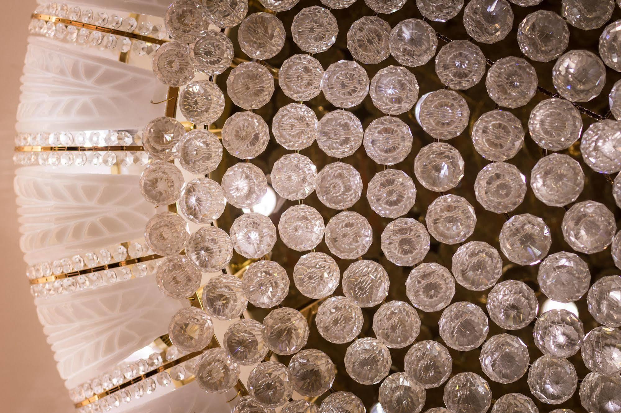 Ren Mei Fashion Hotel Taichung Eksteriør billede