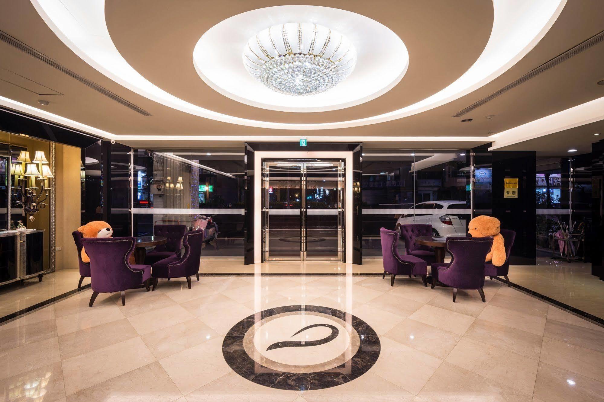 Ren Mei Fashion Hotel Taichung Eksteriør billede
